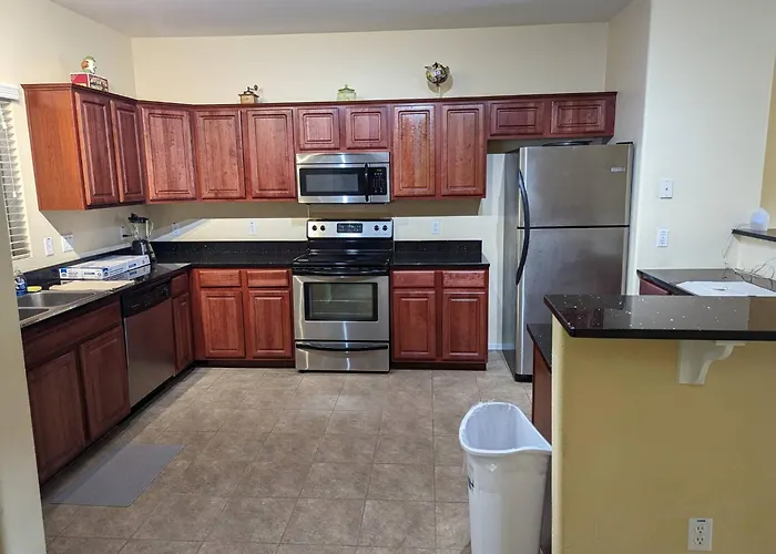Has Gym, Pool & Balcony Gated Covered Parking Apartment Phoenix