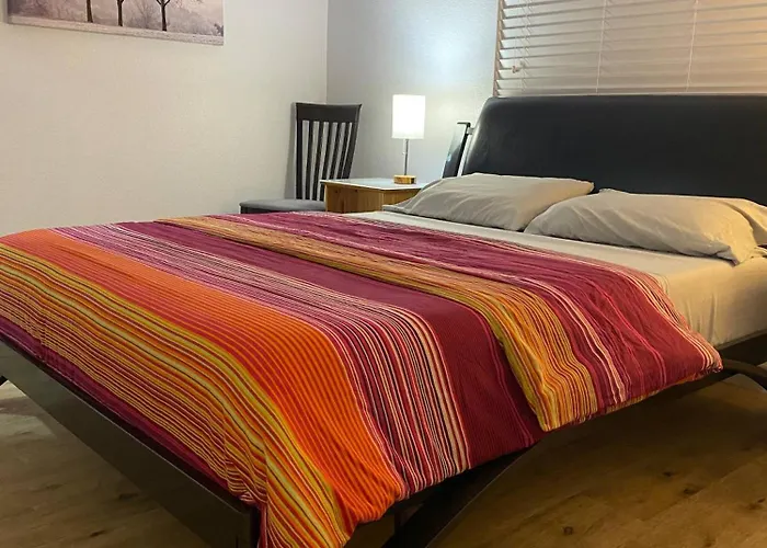 Has Gym, Pool & Balcony Gated Covered Parking Apartment Phoenix
