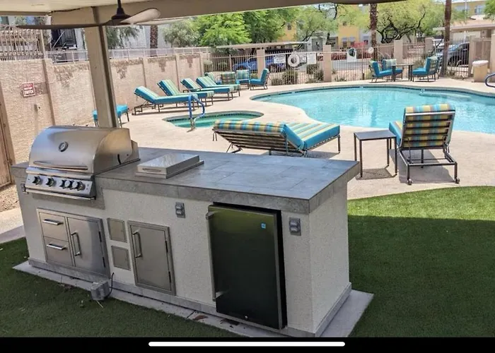 Has Gym, Pool & Balcony Gated Covered Parking Phoenix